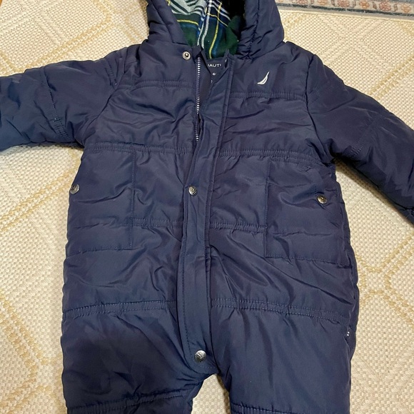 Nautica Dark Blue Hooded Infant Snowsuit Size 6/9 Months - Picture 10 of 10